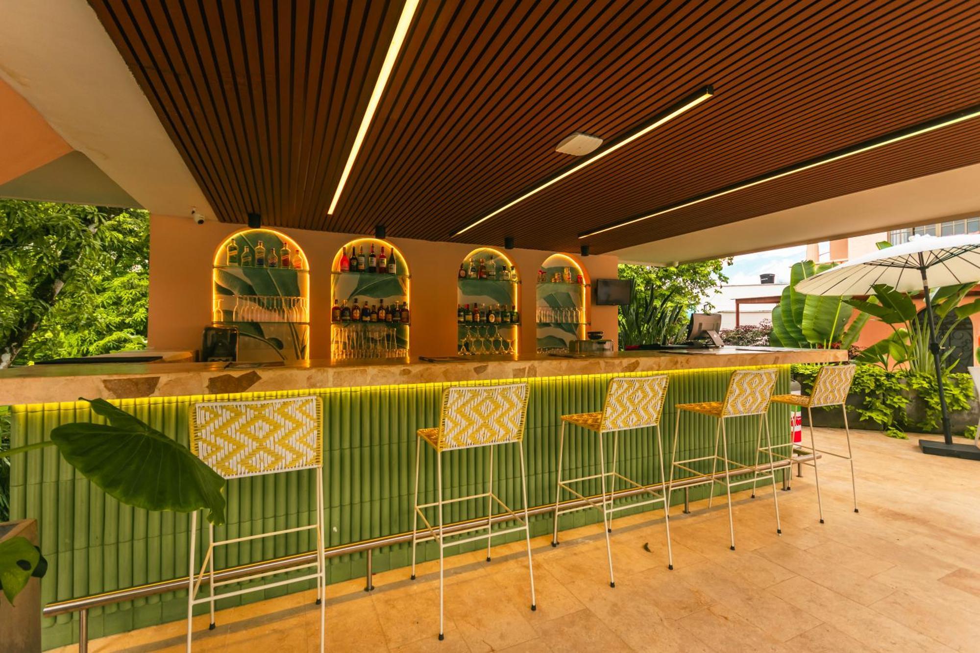 Del Tropico Hotel Sopetran Exterior foto